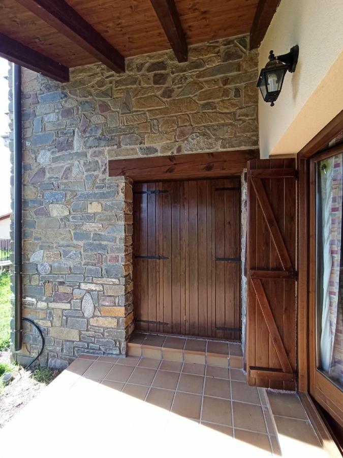 Chalet En El Pirineo De Aragon Neril Exterior photo